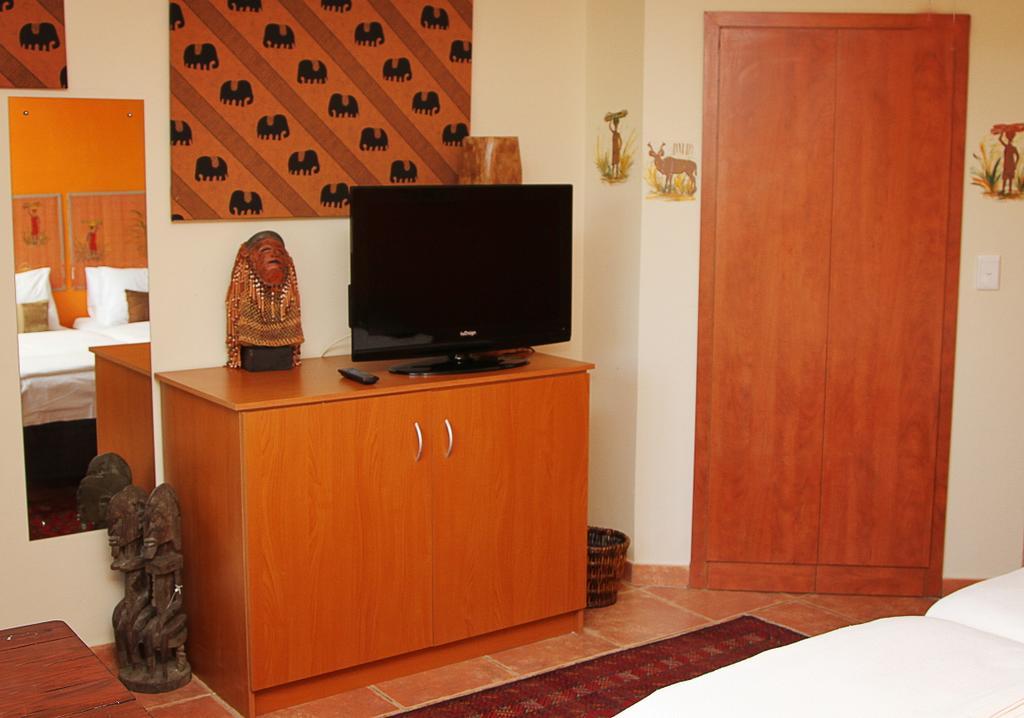 Golf And Garden Guesthouse Somerset West Eksteriør bilde