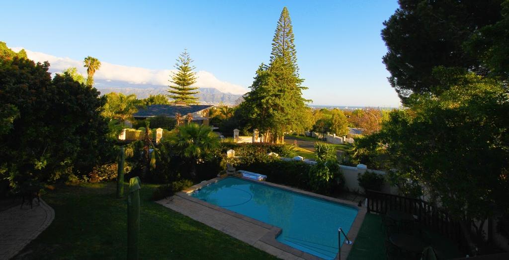 Golf And Garden Guesthouse Somerset West Eksteriør bilde
